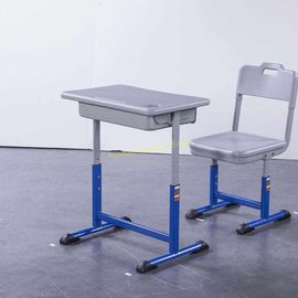 China Sola tabla y silla modernas duales del estudiante fijadas con el material del HDPE del surco proveedor