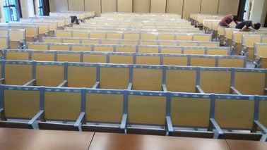 China La escuela de los muebles de la universidad fijó la tabla y el escritorio de la sala de clase de la escalera de la silla/de la sala de conferencias proveedor