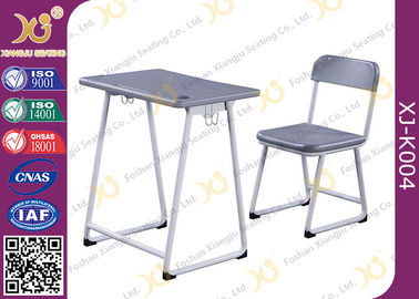 China Tablas y sillas combinadas modernas de la escuela de los niños del PVC con la superficie electrostática de la capa del polvo proveedor