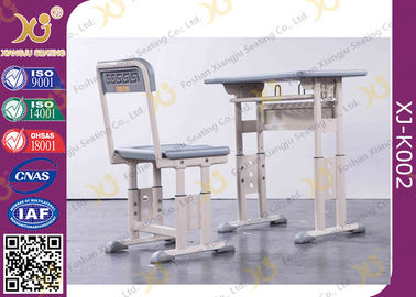 China Escritorio y silla ajustables de la escuela secundaria de la altura del acero del HDPE para el estudiante proveedor
