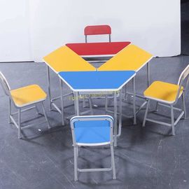 China Escritorio del estudio de los niños del niño y tabla coloridos de la combinación de la silla proveedor